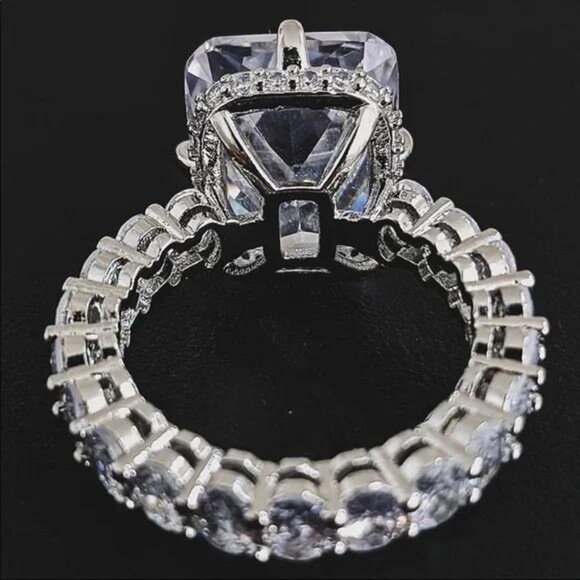 NEW 925 STERLING SILVER DIAMOND CUSHION RING, CUTE RING, SHINY RING. - Picture 5 of 5